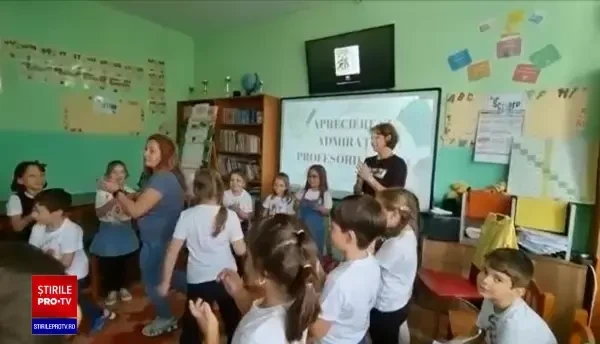 Ziua Educației, sărbătorită la noi cu școlile închise. Elevii sunt cu șase luni în urmă cu învățatul, față de alte țări