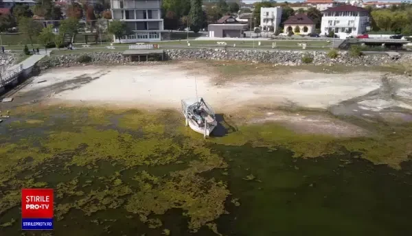 Lacul Techirghiol este pe cale de dispariție. Apa a secat pe o porțiune considerabilă