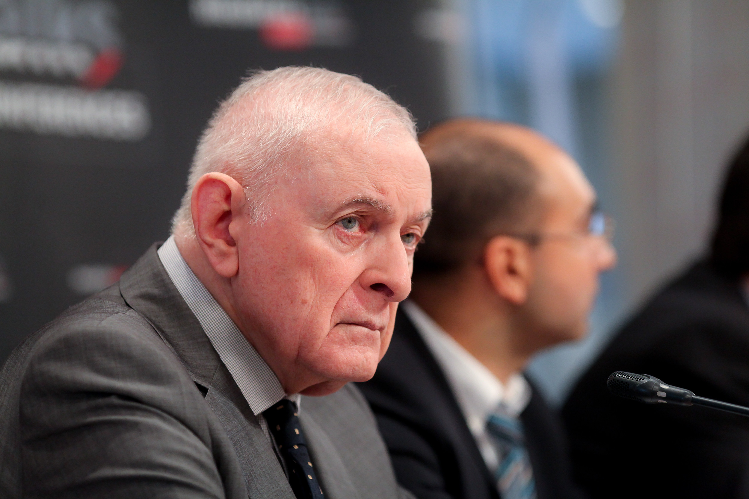 Adrian Vasilescu: Dacă BNR ar fi lăsat cursul în voia pieței, ”deprecierea leului ar fi fost cu adevărat istorică”