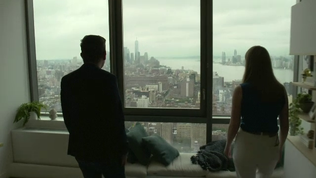 Inovațiile care transformă o mini-garsonieră din New York într-o locuință de vis. ”Arată ca în filmele SF”