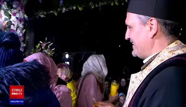 Pelerinajul de la Sfânta Parascheva. 80.000 de pelerini au trecut pe la raclă până acum