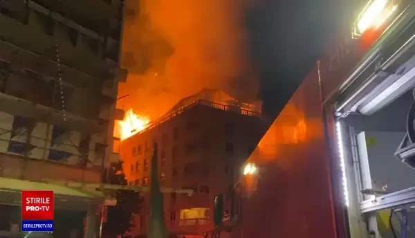 Incendiu la acoperișul unui apartament din în nordul Capitalei