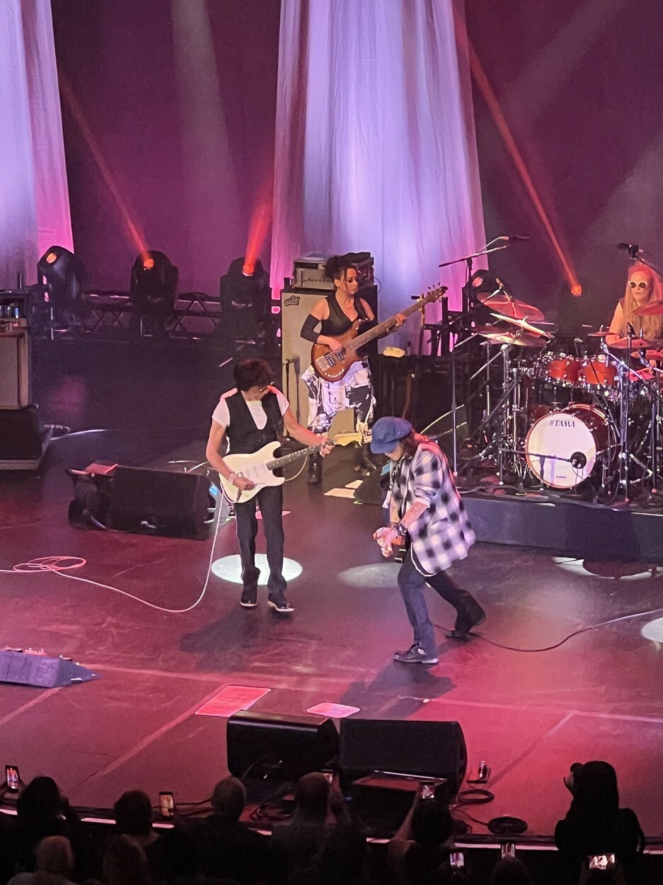 Johnny Depp este de nerecunoscut. Actorul și-a schimbat complet înfățișarea GALERIE FOTO