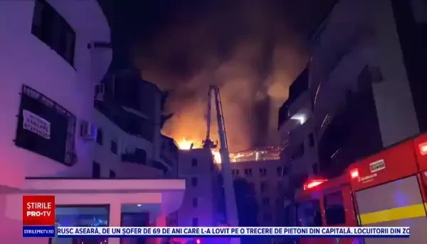 Incendiul în Cartierul francez, lichidat cu greu de pompieri. Clotilde Armand a anunțat o anchetă