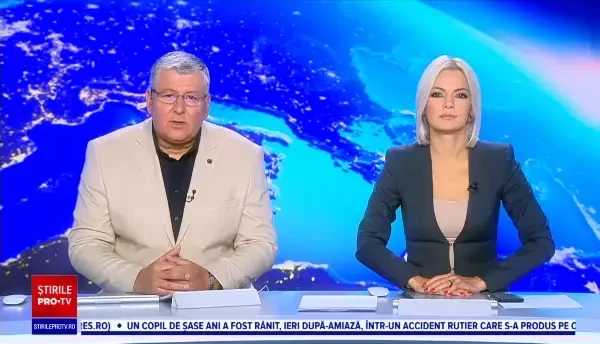 Alex Jones, obligat să plătească 1 miliard de dolari familiilor victimelor celui mai mare masacru dintr-o școală din SUA