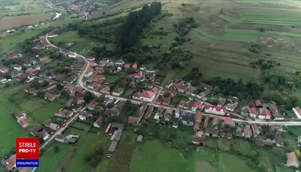 Copiii care depășesc vârsta de înscriere la școală, condamnați la analfabetism. Învățătorii sunt obligați să nu-i primească