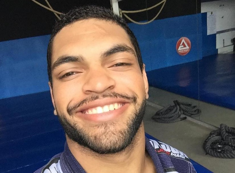 Sportivul Thayna Higor, triplu campion mondial de para-ju jitsu, a fost împuşcat mortal într-un restaurant din Brazilia