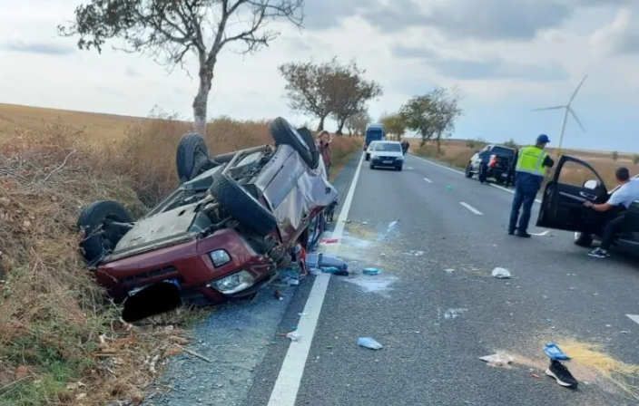 O șoferiță din Ucraina a murit într-un accident, în Tulcea. O altă persoană a fost rănită