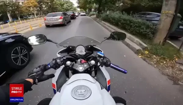 Români sunt tot mai agresivi în trafic. Unul din 10 români recunoaște că a condus băut