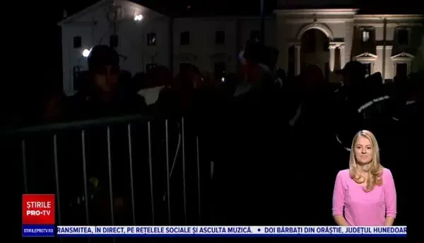 Pelerinii au așteptat și câte 14 ore pentru a ajunge la racla cu moaștele Sfintei Cuvioase Parascheva