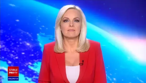 Balenciaga a lansat o nouă colecție controversată de genți. Au aspect de pungă de chipsuri și un preț uriaș