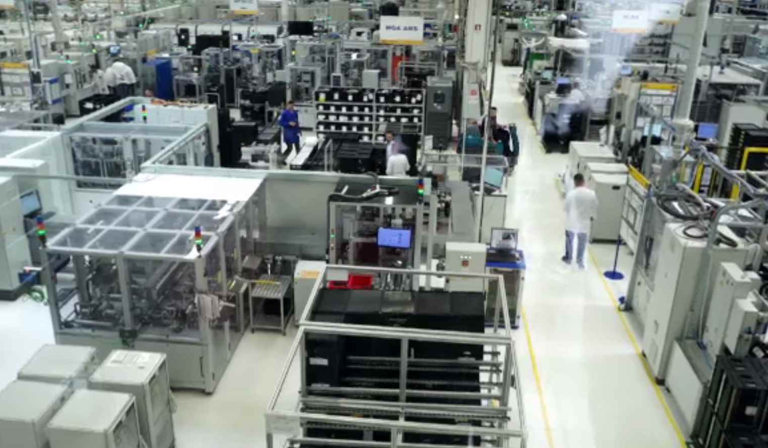 Tot mai mulți străini investesc în România. Compania germană Hella deschide o nouă fabrică la Timișoara