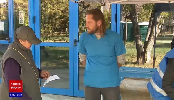 Campanie de sterilizare a pisicilor fără stăpân din București. Cum sunt ademenite felinele