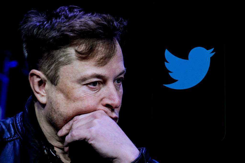Elon Musk a dotat sediul Twitter cu dormitoare pentru angajaţi