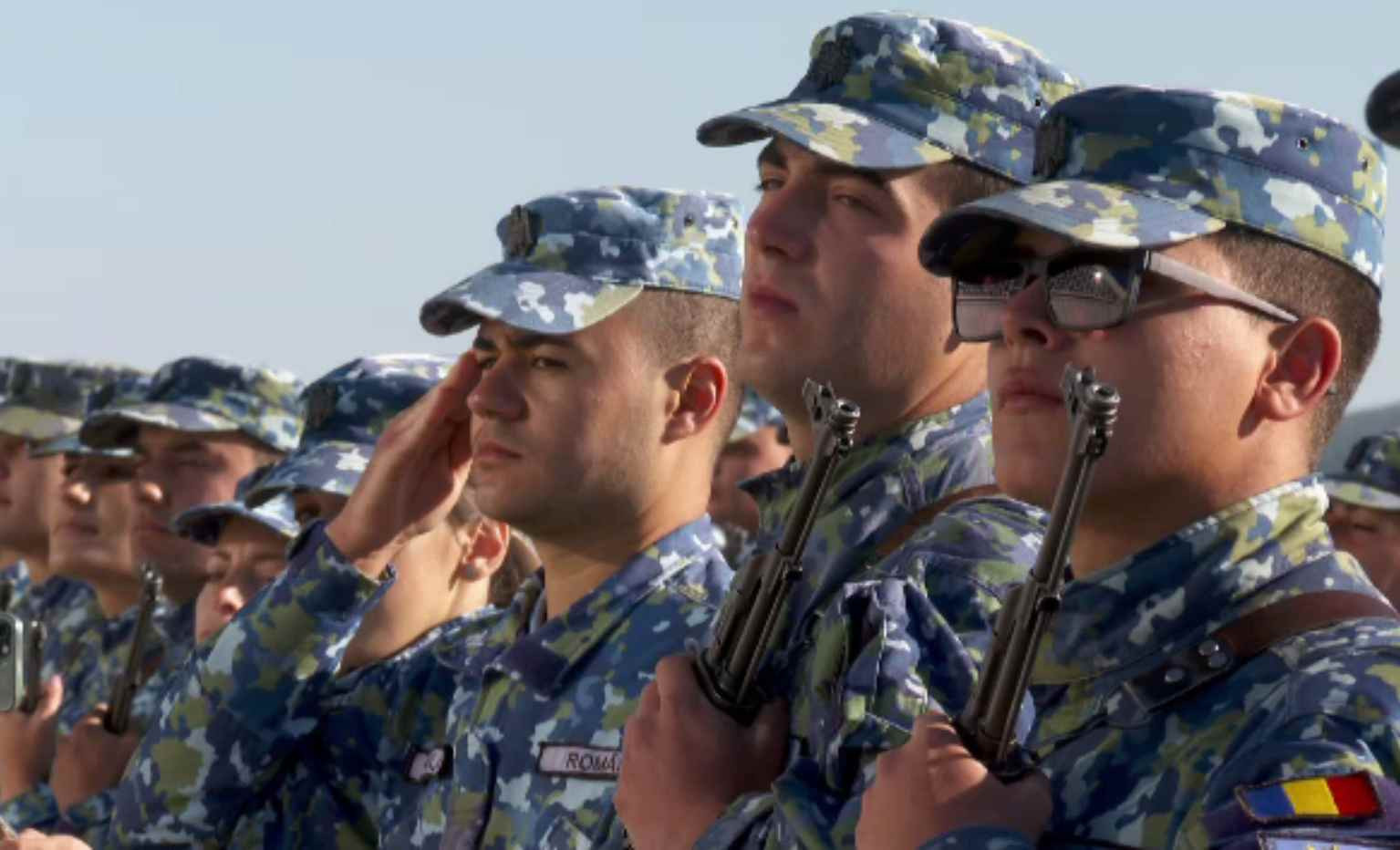 Școala de aviație „Traian Vuia” a rămas cu locuri neocupate din cauza războiului din Ucraina. Este o premieră