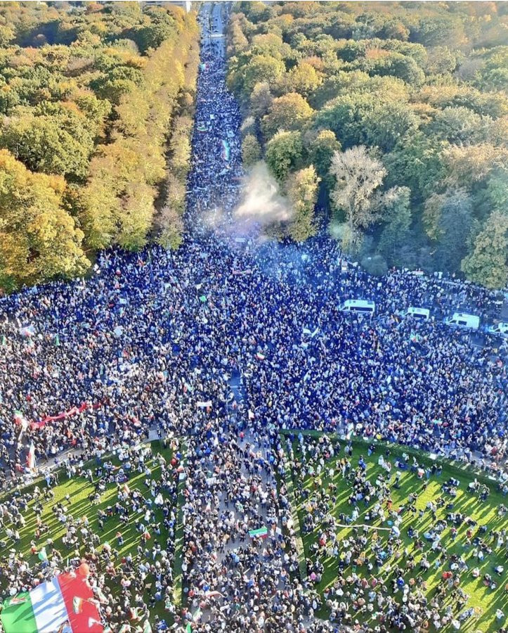 Germania: Zeci de mii de oameni au ieşit în stradă pentru a protesta împotriva creșterii prețurilor | Video