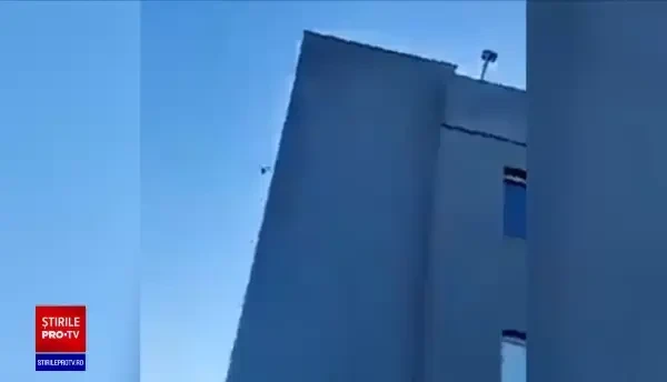 Rușii construiesc fortificații din beton și sapă șanțuri în speranța că ar putea opri tancurile și blindatele ucrainene