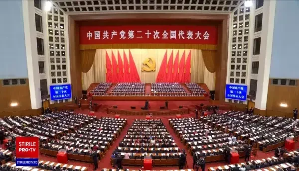 Xi Jinping, în încheierea congresului Partidului Comunist Chinez: „Îndrăzniţi să vă bateţi pentru victorie”