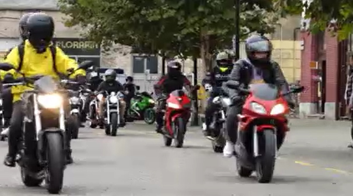 Sute de motocicliști au umplut Centrul Vechi din Baia Mare pentru a marca finalul sezonului moto