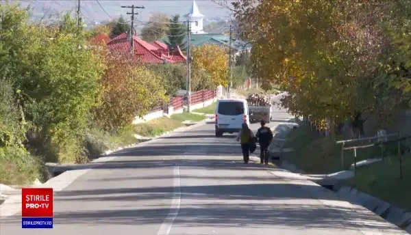 O femeie din Iași a fost ucisă în bătăie de partener, chiar în fața fetiței lor. S-au certat pentru tichetul de 500 de lei