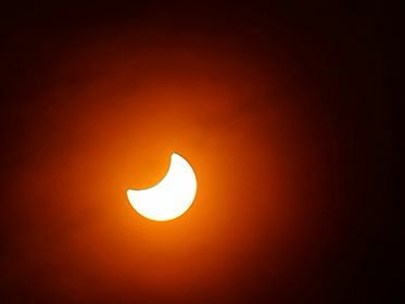 Când va avea loc următoarea eclipsă de soare, vizibilă de pe teritoriul României