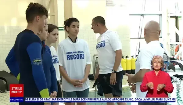 Primul record la jocul de șah subacvatic, cu patru ore petrecute în faţa tablei. Cu asta se mândresc șase alpiniști