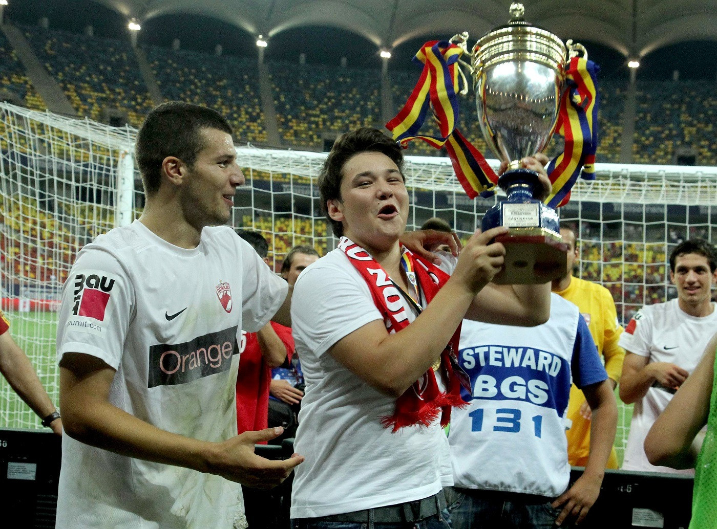 Un studio de videochat din Constanța a intrat în faliment. Legătura cu familia lui Cristi Borcea