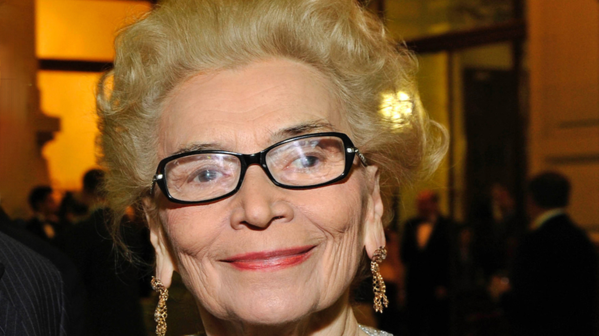 A murit Simina Mezincescu, cea mai importantă susţinătoare a revenirii Familiei Regale în România