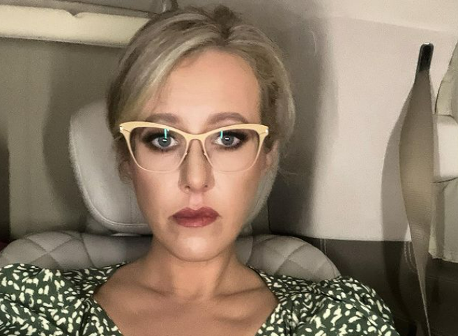 Jurnalista rusă Ksenia Sobciak, refugiată în Lituania, denunţă un raid împotriva redacţiei sale