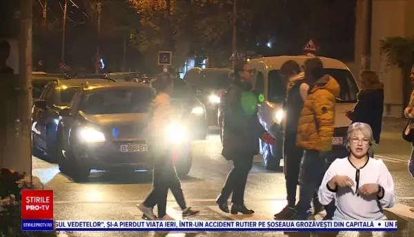 Protestatarii de pe Antiaeriană, din nou, în stradă. Aceștia cer ca trecerea să fie semaforizată. Care este motivul