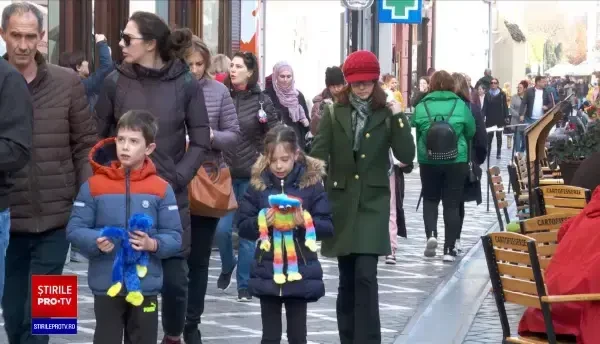 Vremea bună a trimis turiștii la munte. Șocul oamenilor când au deschis meniurile restaurantelor