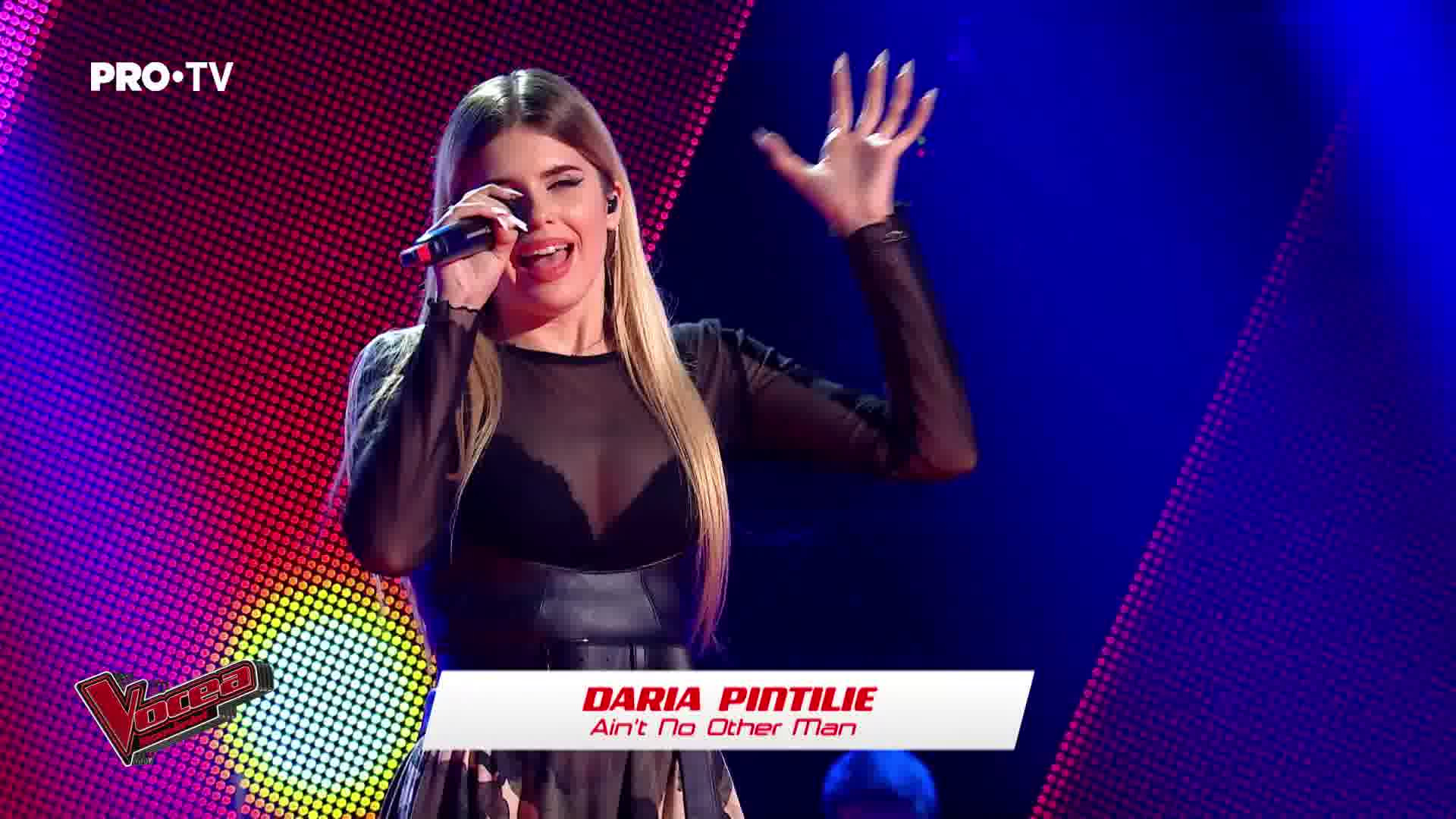 VIDEO. Cine este Daria Pintilie. Tănăra de 17 ani a întors toate scaunele la Vocea României