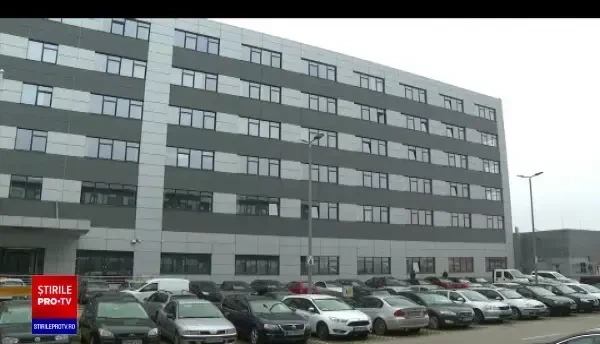 Tot mai multe oferte de muncă pentru tinerii fără experiență. „Începi ca internship și poți să avansezi la un post full-time”