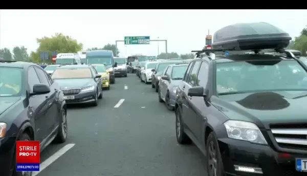 Cozi interminabile la Vama Nădlac 2. Sute de șoferi au așteptat ore întregi să iasă din țară