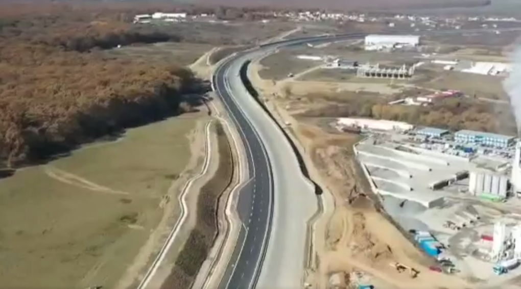 Care este stadiul lucrărilor pe secţiunea Tigveni - Curtea de Argeş a Autostrăzii A1 Sibiu - Piteşti. VIDEO
