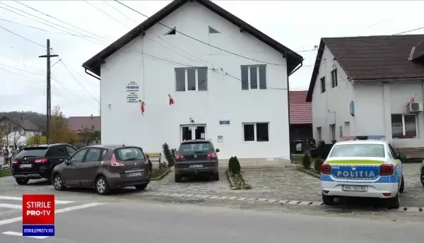 Primăriță din Maramureș, care este și preoteasă, acuzată că a furat banii de încălzire pentru localnici