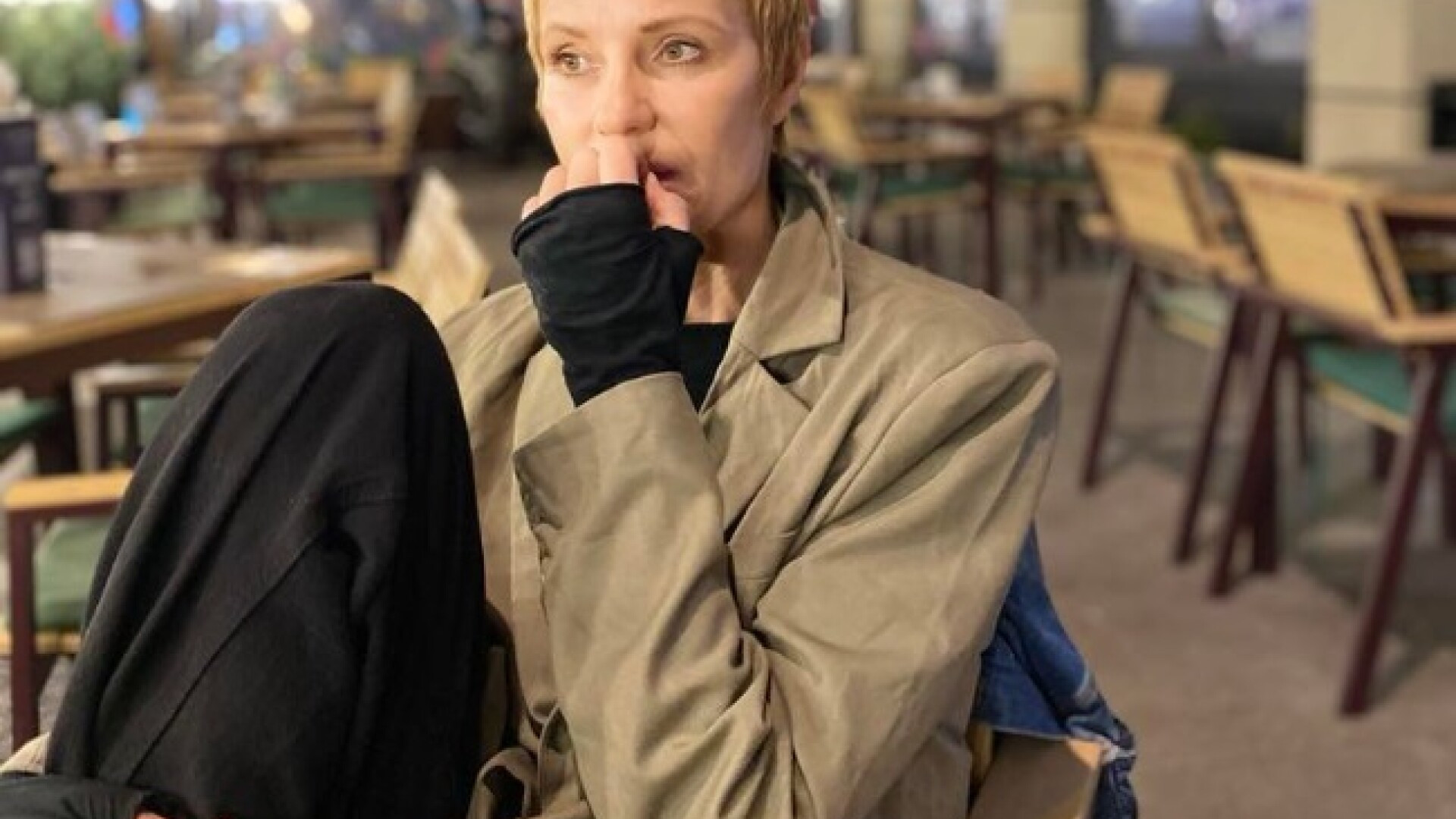 Pățania unei celebre actrițe românce, după ce a căzut cu bicicleta: De ce s-a ales cu dosar penal