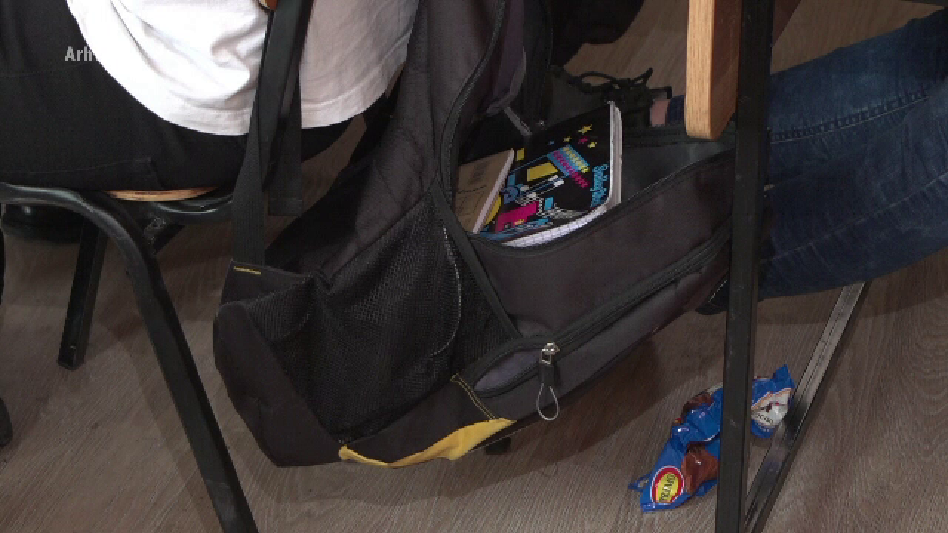 Pedeapsa aspră pe care o riscă șapte polițiști după ce au controlat ghiozdanele unor elevi la o școală din Jilava