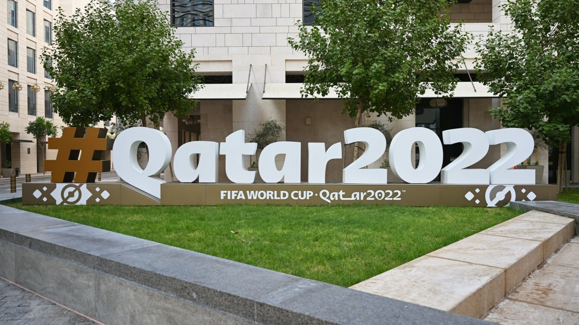 Ghid de călătorie pentru Cupa Mondială de Fotbal din Qatar. Ce reguli trebuie să respecte românii