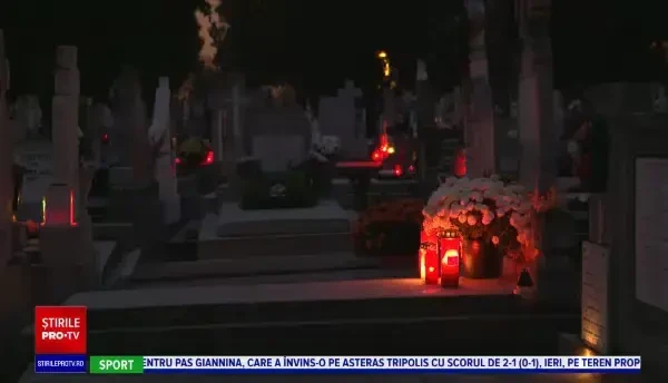 Ziua Pomenirii Morților. Cimitirele au fost înțesate cu oameni care au adus flori și candele