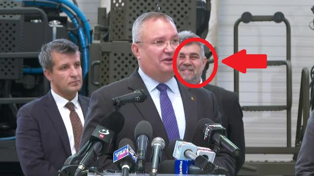 Ciucă și Ciolacu au uitat să-l ia pe ministrul Apărării la un eveniment legat de... apărare. Liderul PSD a râs de situație