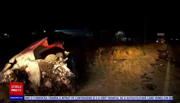 Accident îngrozitor în Buzău. O tânără de 19 a murit după ce intrat pe contrasens și s-a izbit frontal de o autoutilitară
