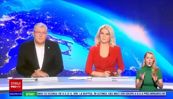 Suma de bani descoperită de polițiști, când au descins la o grupare care falsifica bancnote