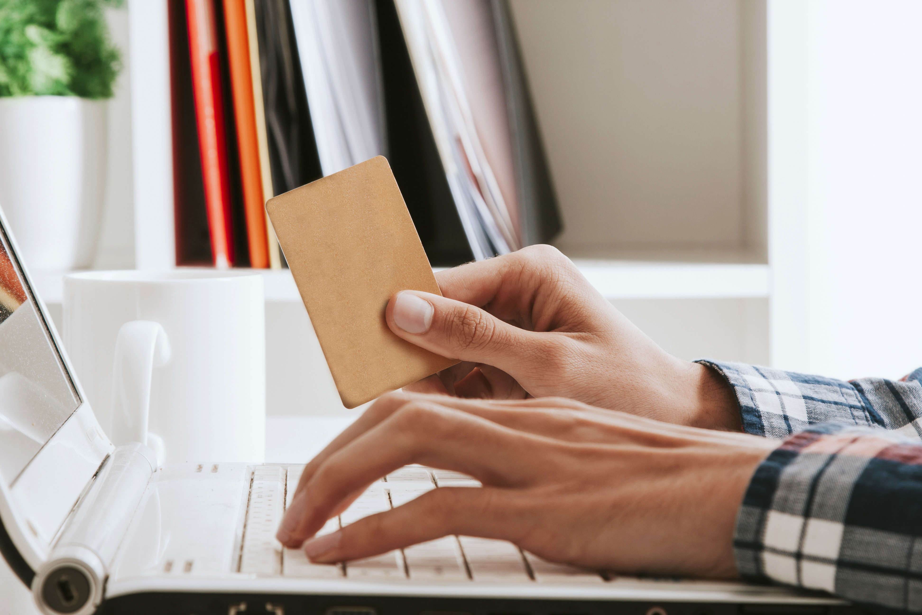 Schimbare esențială la Google. Cum ne va ajuta la cumpărături