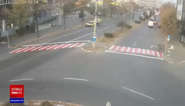 Imagini surprinse de camerele de supraveghere în timpul cutremurului puternic de joi