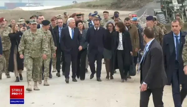 Franța va trimite în România 12 tancuri ce vor fi staționate într-o noua bază militară care va găzdui 1.500 de soldați