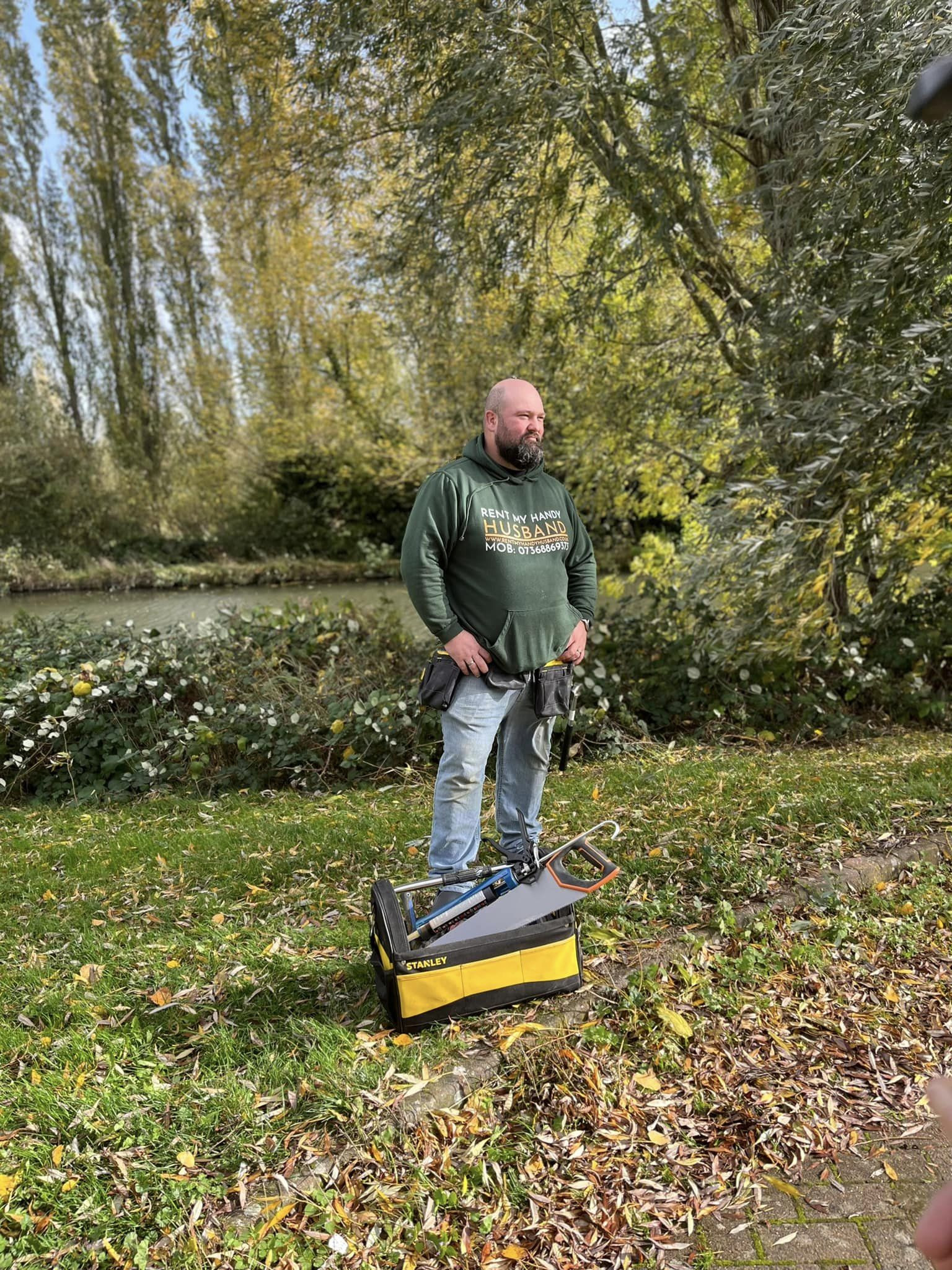 O femeie își închiriază soțul cu 45 de euro pe ora. Face atât de mulți bani încât a renunțat la job