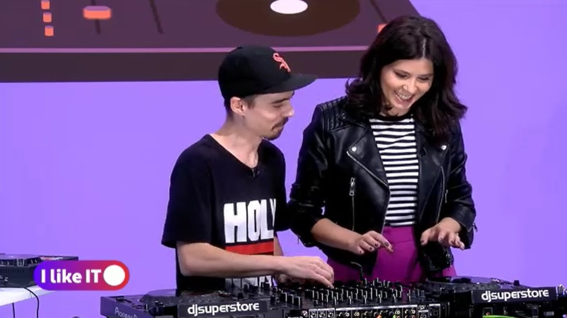 Iulia Ionescu a testat în studio aparatura de top folosită de David Guetta și Armin Van Buuren. Ce a ieșit