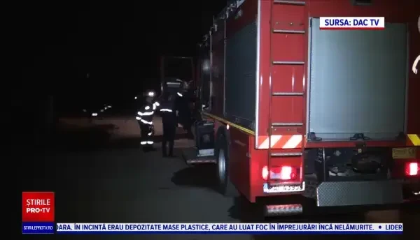 Incendiu într-un bloc din Iași. Doi soți pensionari, la un pas să ardă de vii în propria casă