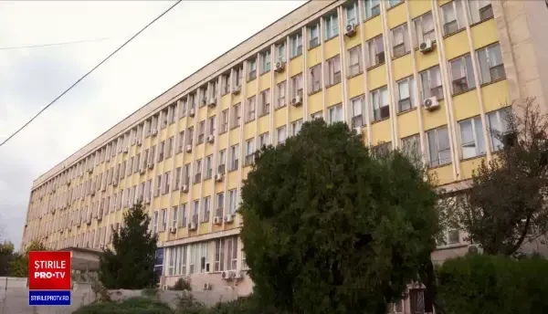 Șefa de spital din Iași care și-a ținut părinții internați 3 ani, pe banii statului, dată afară. Spitalizați pentru mâncărimi